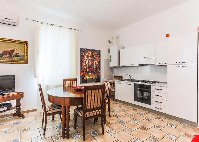 فندق مبيت وإفطار Bellini Room&breakfast 4*